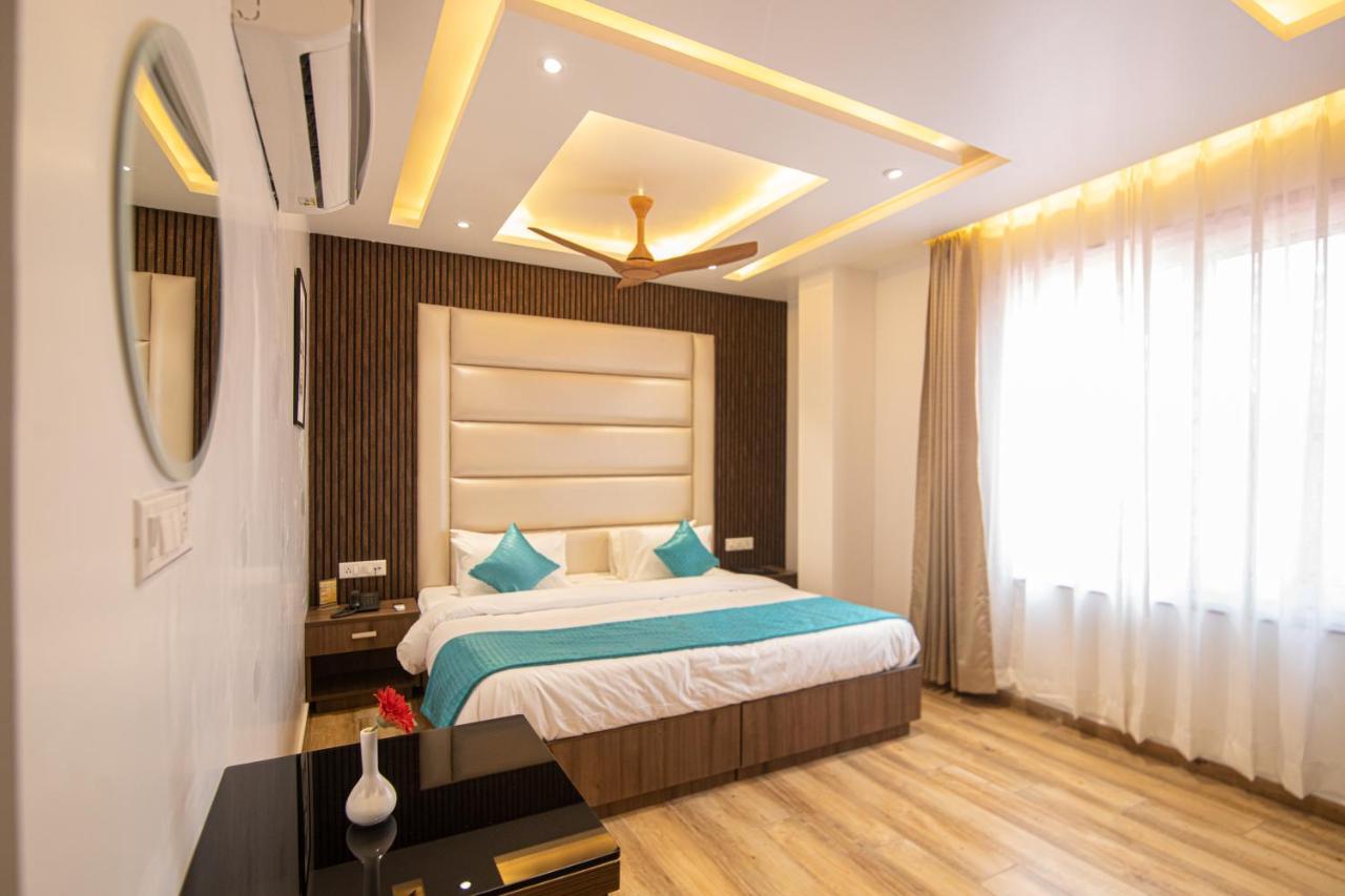Hotel Yog Vashishth Rishīkesh Exteriör bild