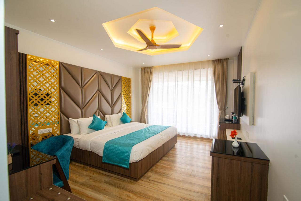 Hotel Yog Vashishth Rishīkesh Exteriör bild