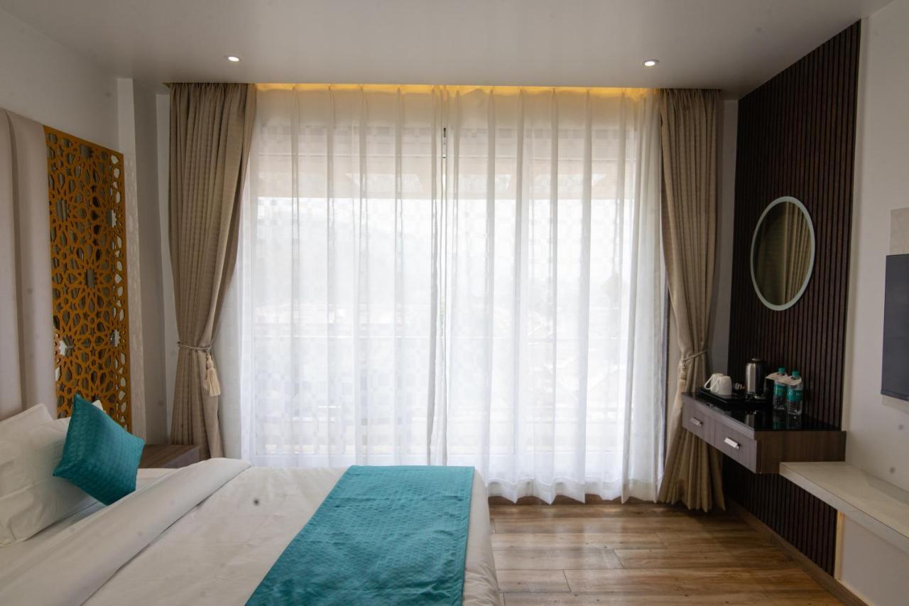 Hotel Yog Vashishth Rishīkesh Exteriör bild