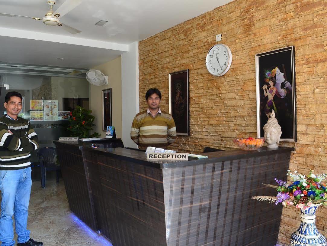 Hotel Yog Vashishth Rishīkesh Exteriör bild