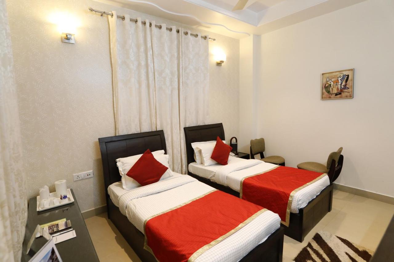 Hotel Yog Vashishth Rishīkesh Exteriör bild