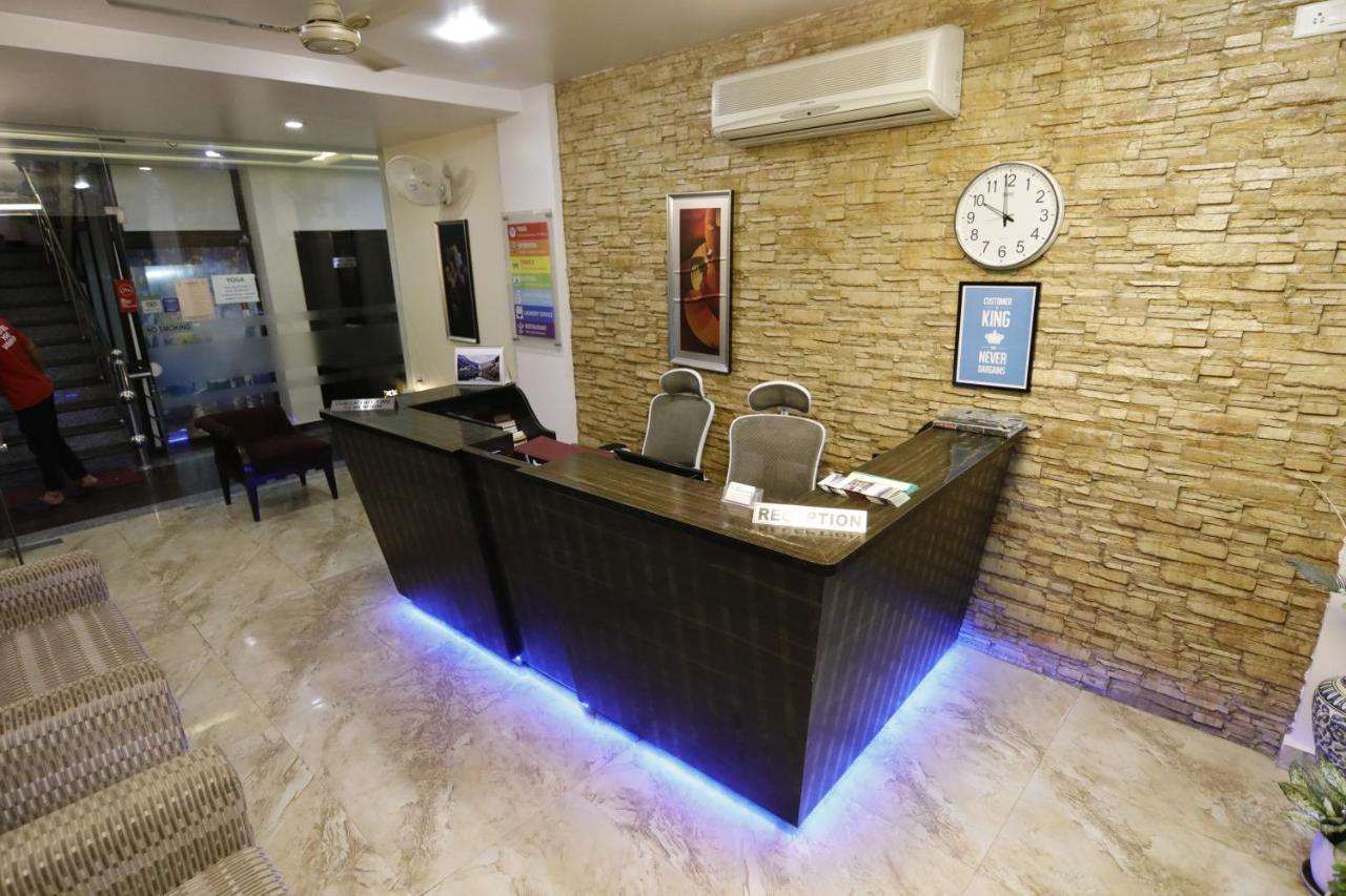 Hotel Yog Vashishth Rishīkesh Exteriör bild